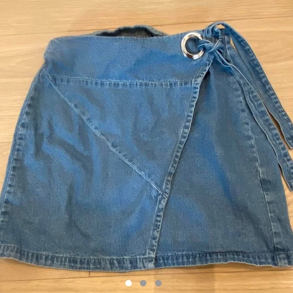 Carmar denim wrap skirt - Picture 1 of 3
